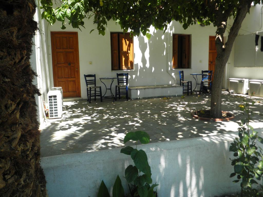 Mavrikou Helen Apartments Skyros Zimmer foto