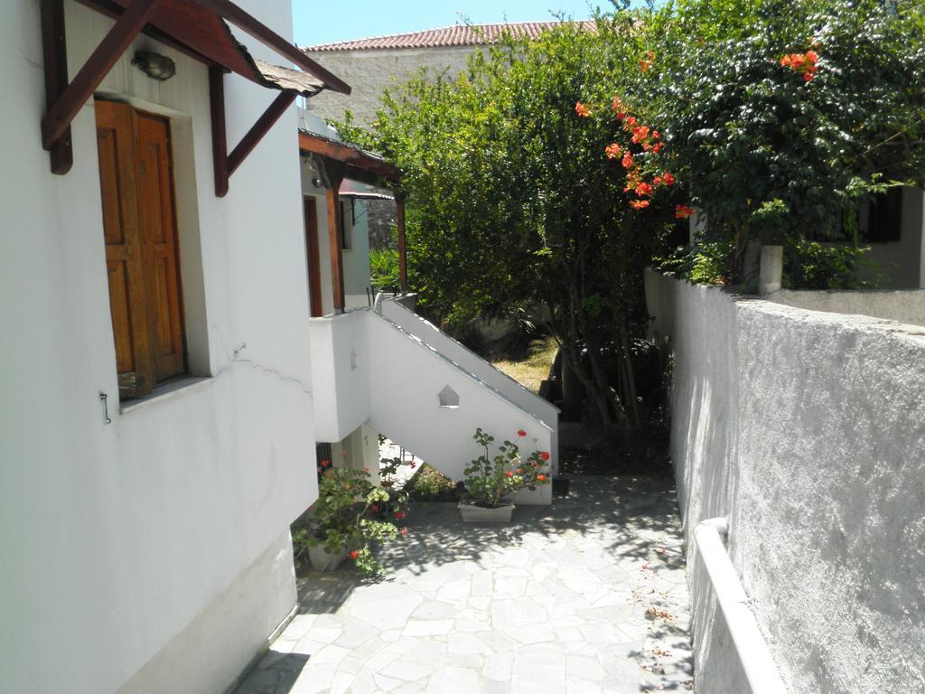 Mavrikou Helen Apartments Skyros Zimmer foto